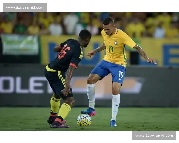 托雷斯中国行 Day2 燃爆山城！颠球神技 + 友谊赛献技，球迷热情掀翻现场