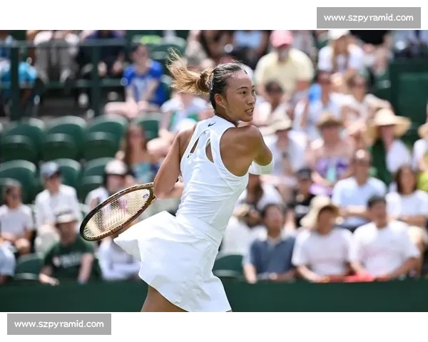 温网首轮焦点战：郑钦文挑战西尼亚科娃，草地魅力见证突破时刻