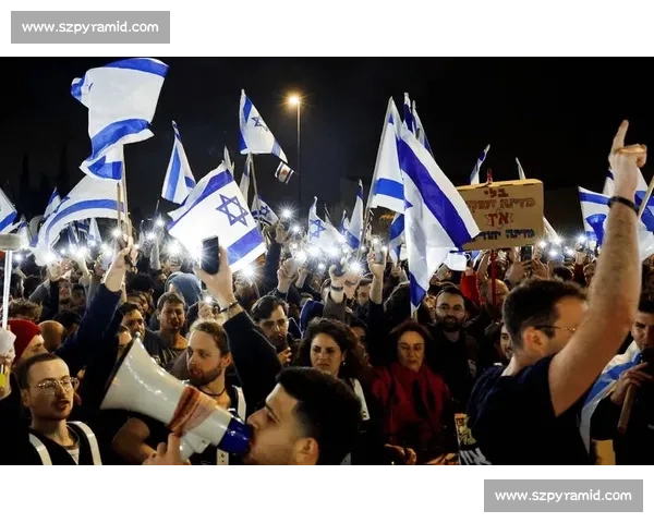 自由市场首日：火箭掀锋线革命，灰熊豪赌未来，湖勇深陷困局