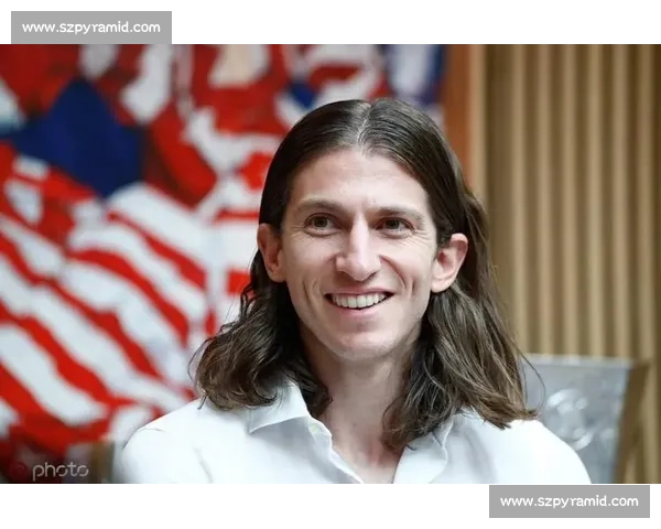 菲利佩 - 路易斯治下弗拉门戈展现韧性，凯恩两球终结南美劲旅欧冠梦想