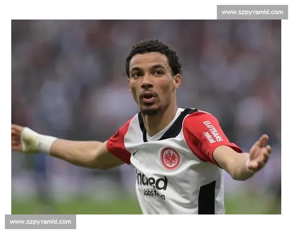 曼联锋线转向！埃基蒂克天价令红魔锁定 5000 万欧新目标